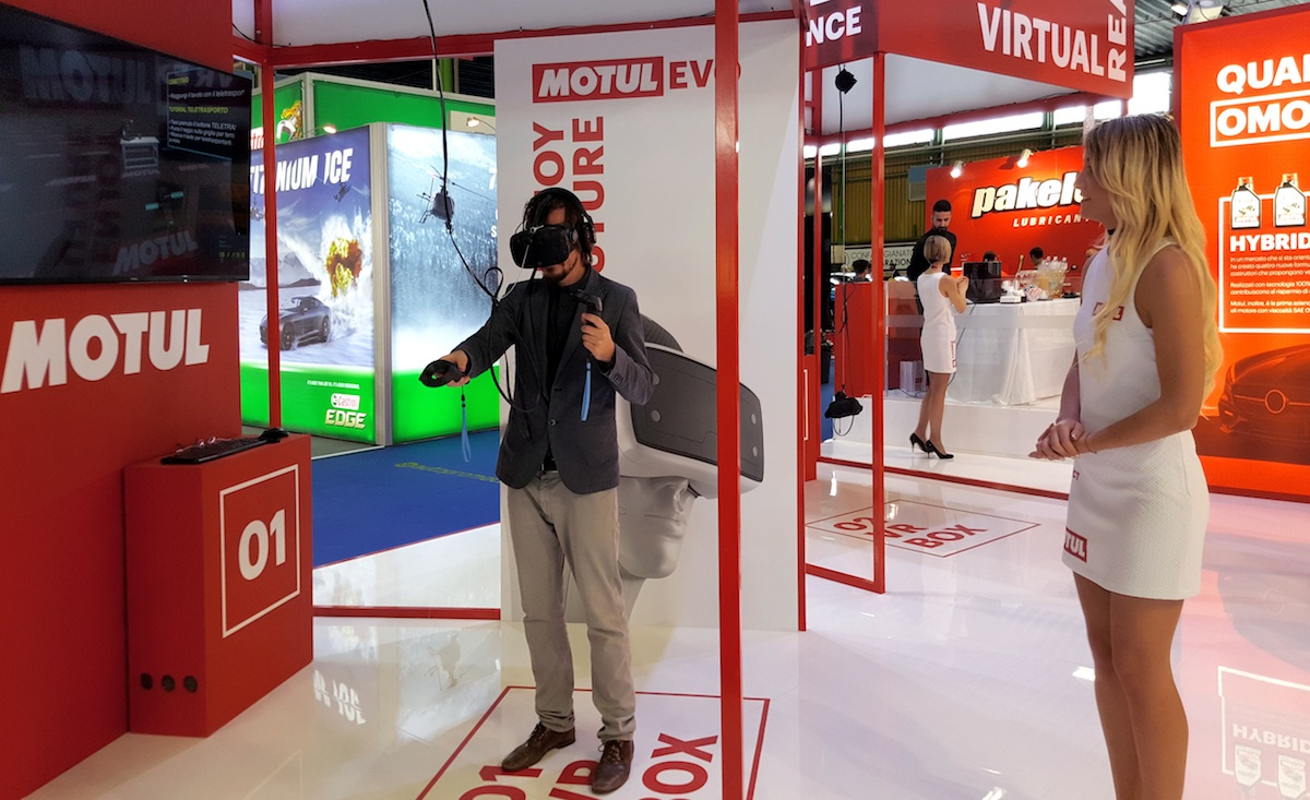 stand-motul-autopromotec-2017-virtual-reality.jpg